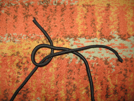Bowline knot step 1