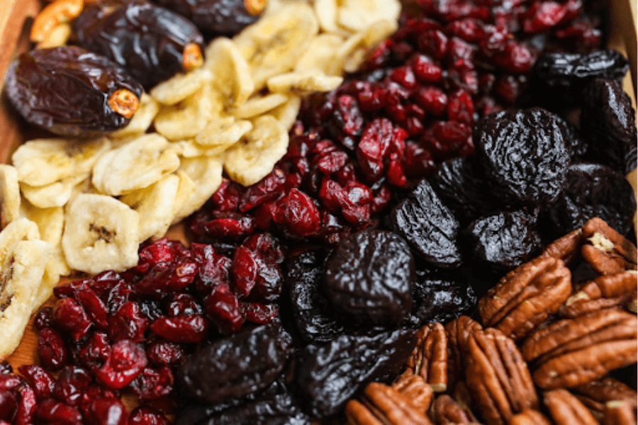 dried fruit, various types
